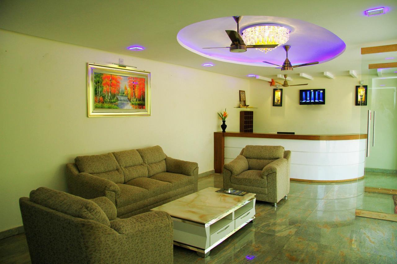 Hotel Kateel International Karkal Exterior foto